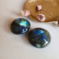 Bild in Galerie-Betrachter laden, Labradorit Linsenstein