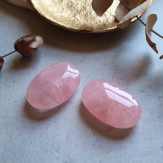 Rosenquarz Handschmeichler