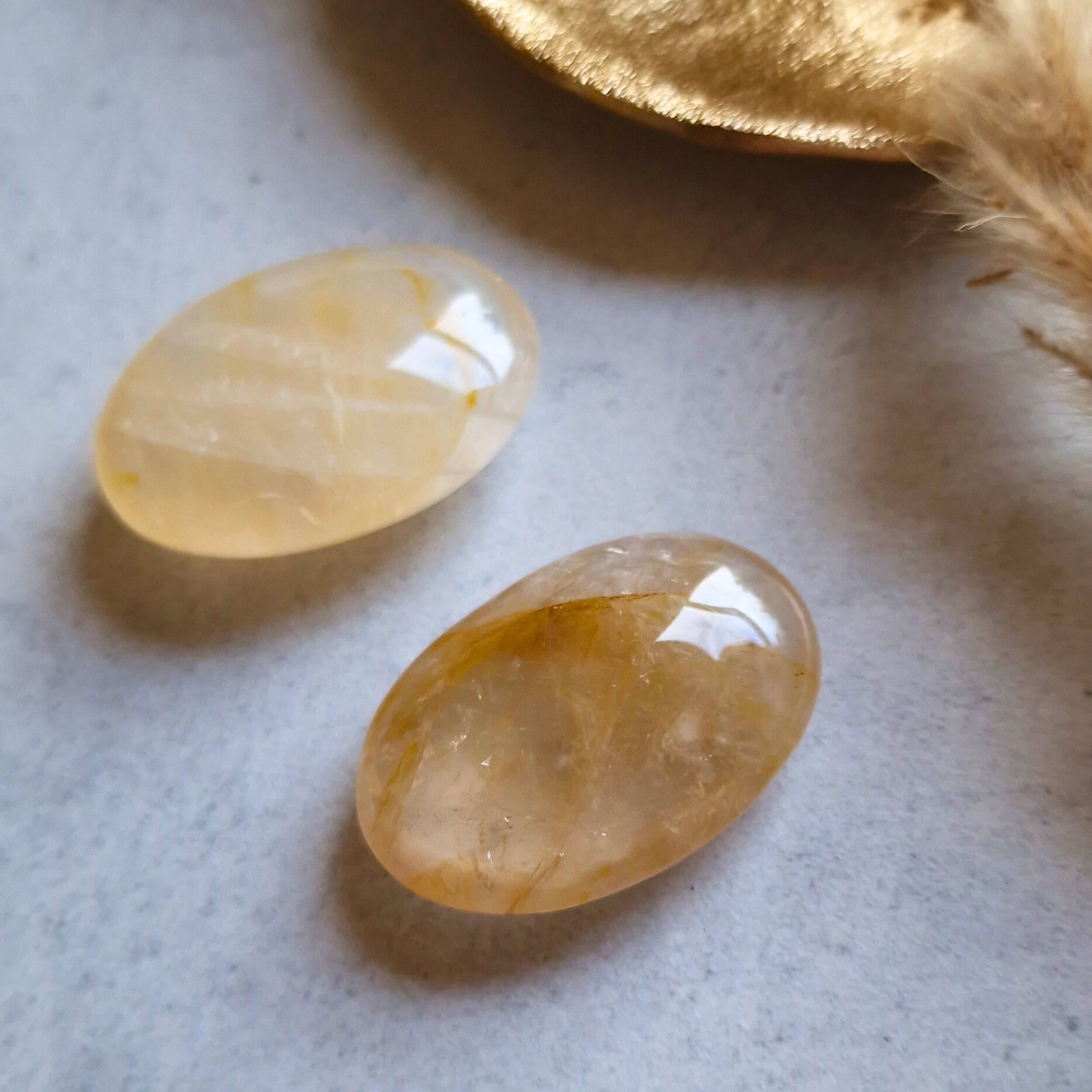 Golden Healer Handschmeichler