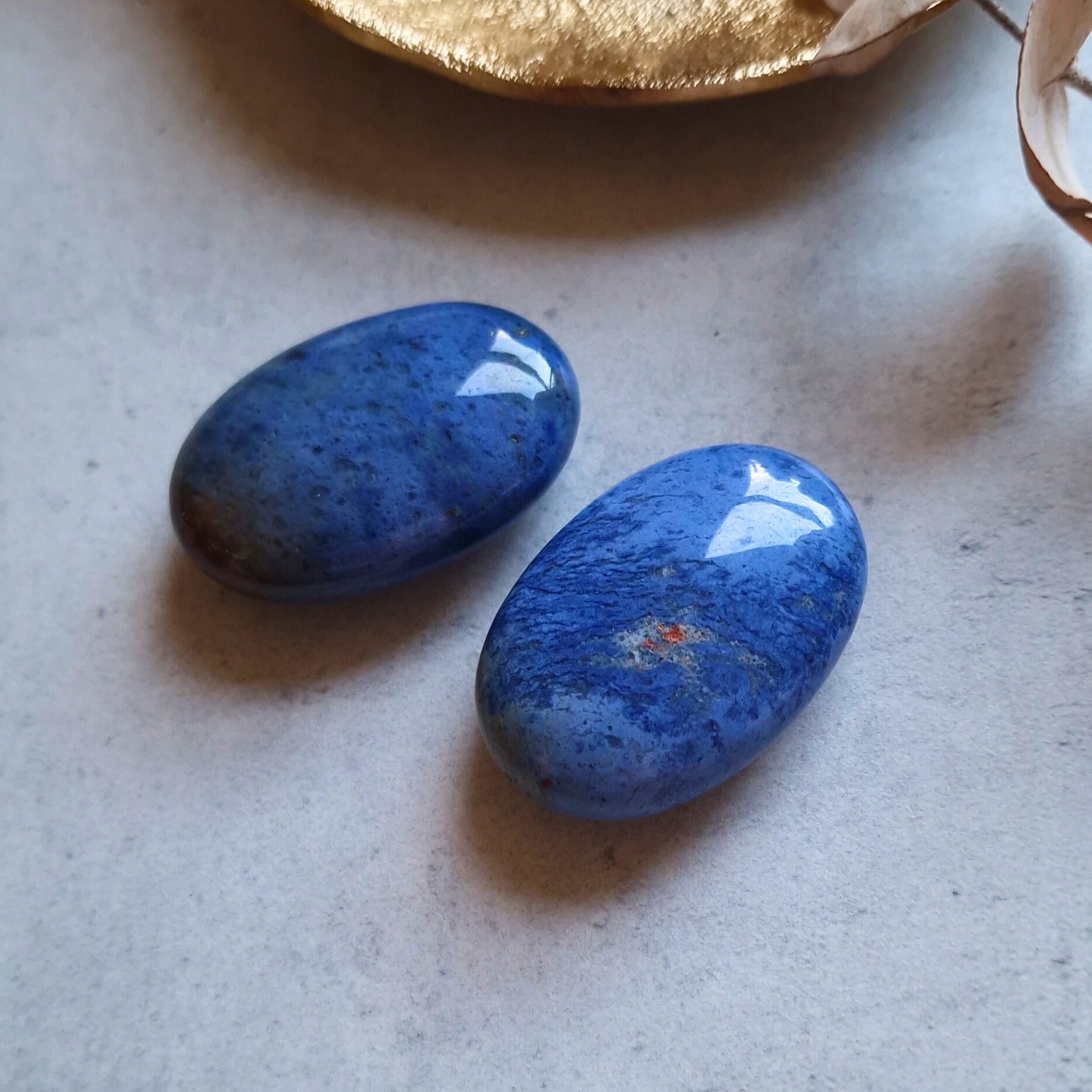 Dumortierit Handschmeichler